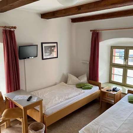 Gaestehaeuser St. Marienthal 3*