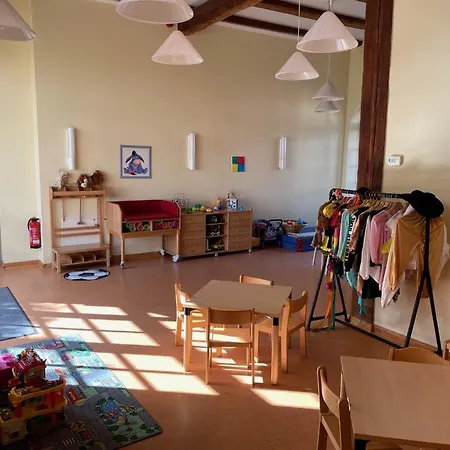 فندق Gaestehaeuser St. Marienthal (Saxony)