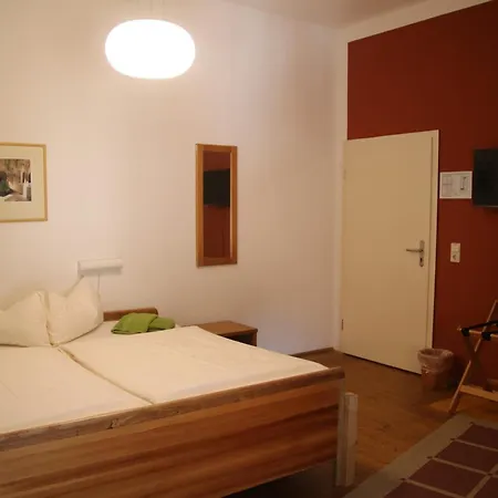 Gaestehaeuser St. Hotel