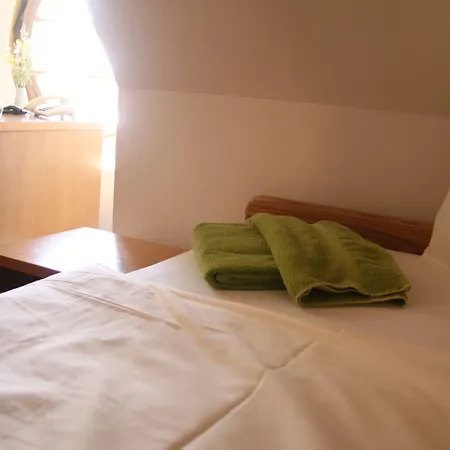 Gaestehaeuser St. 3*