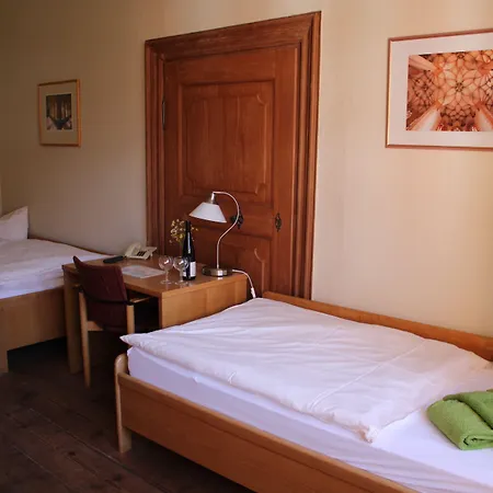 فندق Gaestehaeuser St. 3*